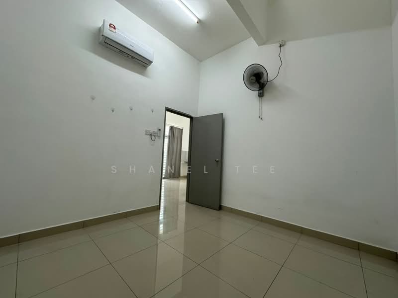 1-storey Terraced House for Sale in Kluang (Johor) - Shanel Tee - PropertyGuru.com.my