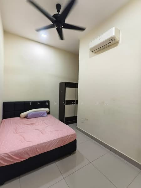 Rumah Teres untuk Disewa di Taman Mount Austin (Tebrau) - Terence Eo - Bedroom - PropertyGuru.com.my