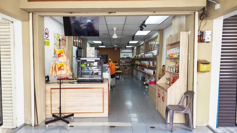 Shop for Rent in George Town (Penang) - Jordan Foo - Entrance - PropertyGuru.com.my