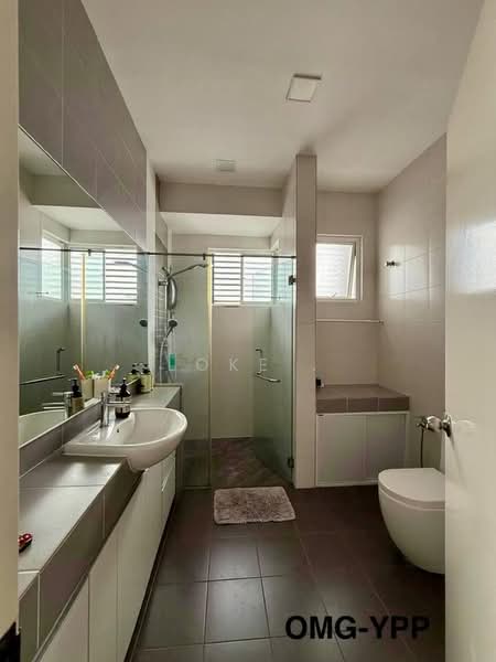 Rumah Berkembar untuk Dijual di Setia Damai (Setia Alam) - Loke . - Bathroom - PropertyGuru.com.my