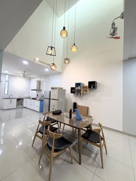 Rumah Teres 2 Tingkat untuk Disewa di Taman Mount Austin (Tebrau) - William Loke - Kitchen - PropertyGuru.com.my