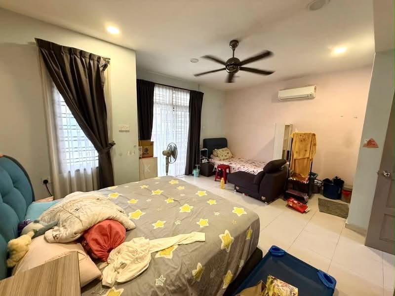2-storey Terraced House for Sale in Johor Bahru (Johor) - KT Tan - Bedroom - PropertyGuru.com.my