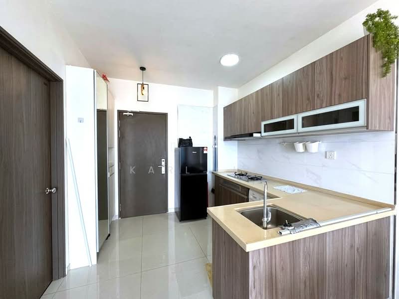 Servis Apartment untuk Dijual di Country Garden Central Park - Karl Lim - Kitchen - PropertyGuru.com.my
