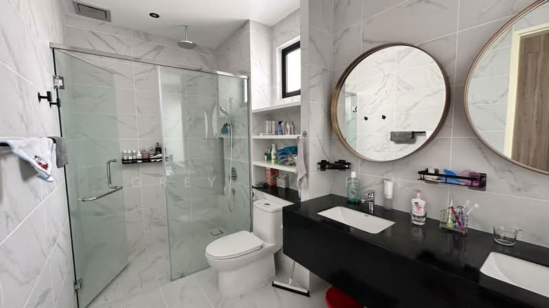 Kondominium untuk Dijual di Tropicana Miyu - Grey Lim H N - Bathroom - PropertyGuru.com.my