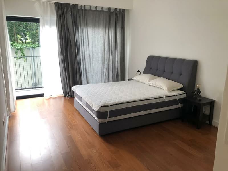 Kondominium untuk Disewa di Westside Three - Jayson Poon - Master Bedroom - PropertyGuru.com.my