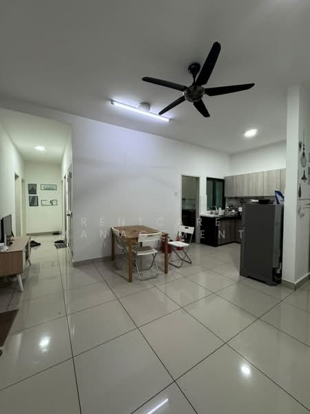 Kondominium untuk Disewa di Parkhill Residence - RentCare Management - Living Room - PropertyGuru.com.my