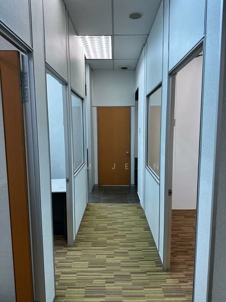 Shop / Office for Sale in Taman Bayu Emas (Klang) - Lim Jeon - Corridor - PropertyGuru.com.my