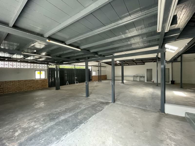 Shop for Rent in Taman Suntex (Cheras) - Addy Ng - Interior - PropertyGuru.com.my