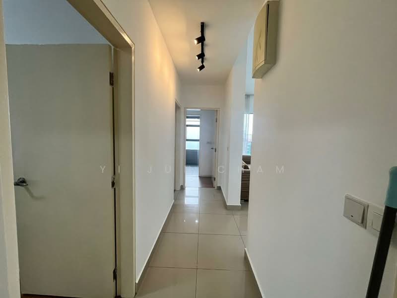 Kondominium untuk Disewa di Lakeville Residence - Yi Jun Cham - Corridor - PropertyGuru.com.my