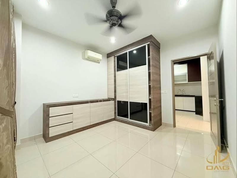 Rumah Berkembar untuk Dijual di Setia Damai (Setia Alam) - Loke . - Interior - PropertyGuru.com.my