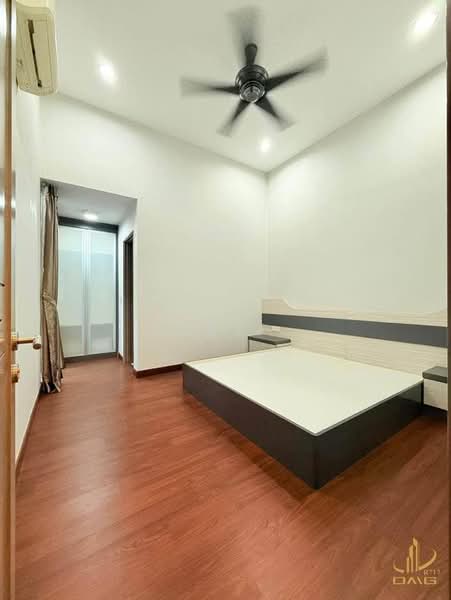 Rumah Berkembar untuk Dijual di Setia Damai (Setia Alam) - Loke . - Bedroom - PropertyGuru.com.my
