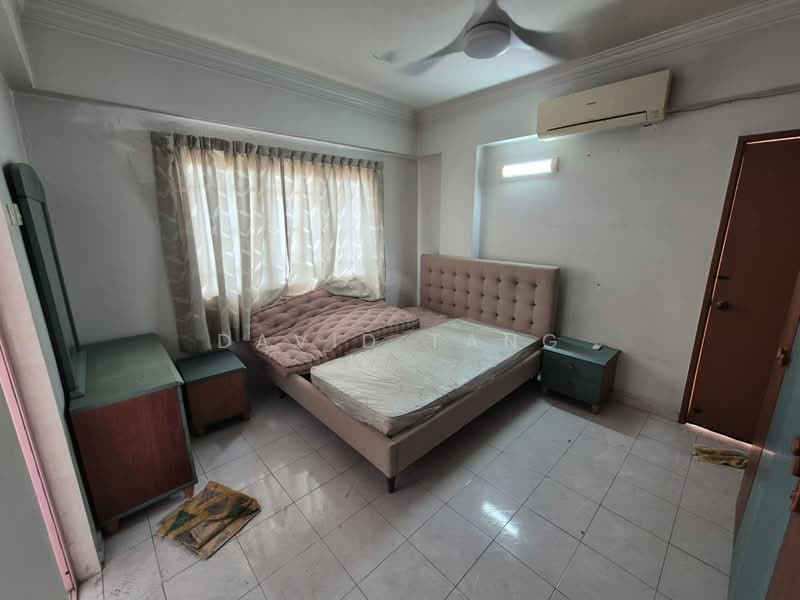 Pangsapuri untuk Dijual di Pangsapuri Sri Bandar - David Tang - Bedroom - PropertyGuru.com.my