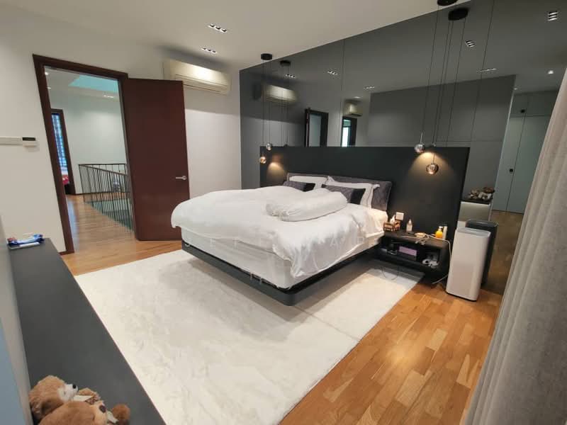 Semi-Detached House for Sale in Leisure Farm (Gelang Patah) - Jeff Yap - Bedroom - PropertyGuru.com.my