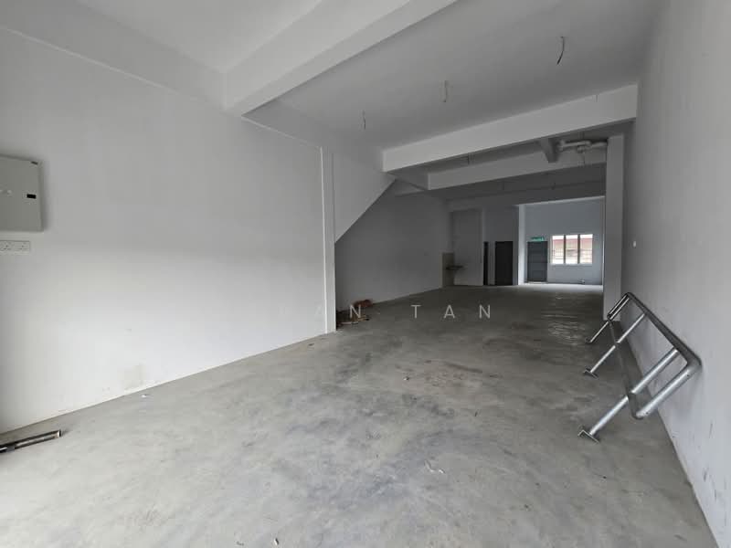 Shop / Office for Rent in Setia Alam (Selangor) - Vivan Tan - Interior - PropertyGuru.com.my