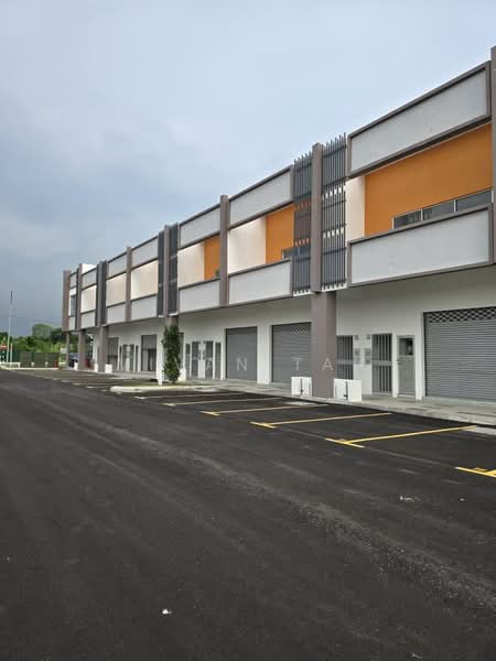 Shop / Office for Rent in Setia Alam (Selangor) - Vivan Tan - Exterior - PropertyGuru.com.my