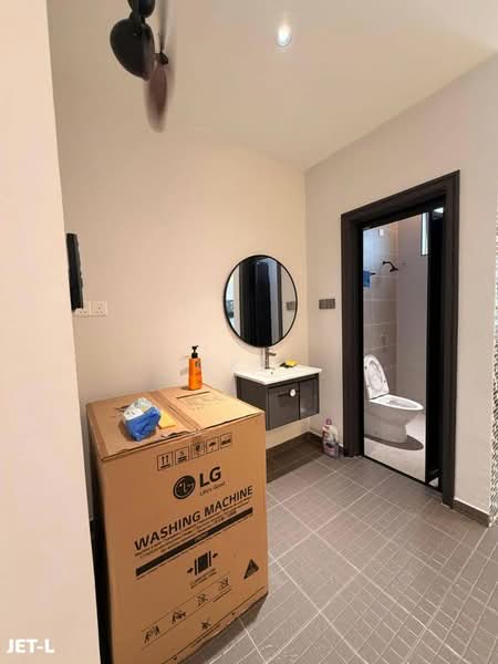 2-storey Terraced House for Sale in Setia Damai (Setia Alam) - Loke . - Bathroom - PropertyGuru.com.my