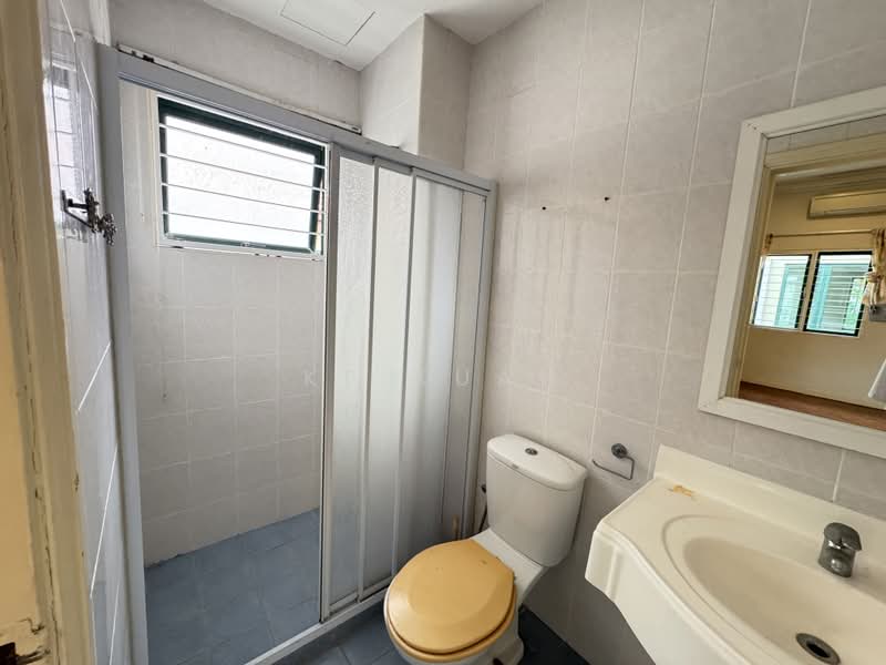 Semi-Detached House for Sale in Taman Bukit Segar (Cheras) - KF Kuan - Bathroom - PropertyGuru.com.my