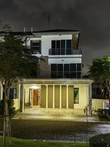 Rumah Berkembar untuk Dijual di Senibong (Permas Jaya) - Mindy Heng - PropertyGuru.com.my