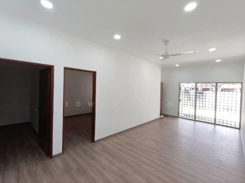 Rumah Teres 1 Tingkat untuk Disewa di Taman Puteri Wangsa (Ulu Tiram) - Edward Tan - PropertyGuru.com.my