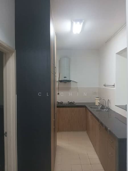 Kondominium untuk Dijual di Aman Heights Condominium - CL Chin - Kitchen - PropertyGuru.com.my
