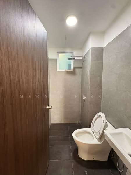 Pangsapuri untuk Disewa di Residensi Pauh Permai - Gerald Peski - Bathroom - PropertyGuru.com.my