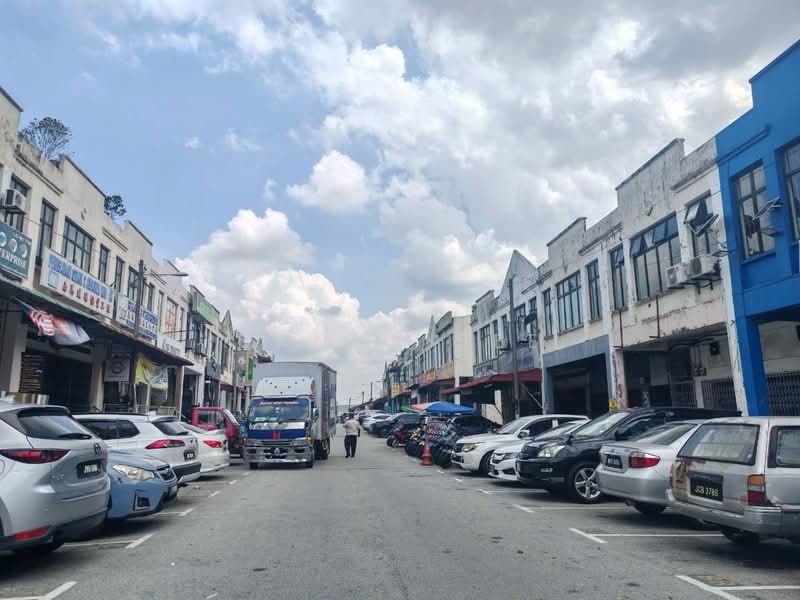 Kedai / Pejabat untuk Dijual di Taman Kulai Utama (Kulai) - Danny See - Exterior - PropertyGuru.com.my