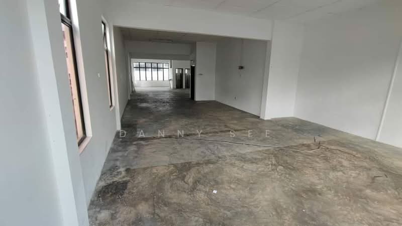 Kedai / Pejabat untuk Dijual di Taman Kulai Utama (Kulai) - Danny See - Interior - PropertyGuru.com.my