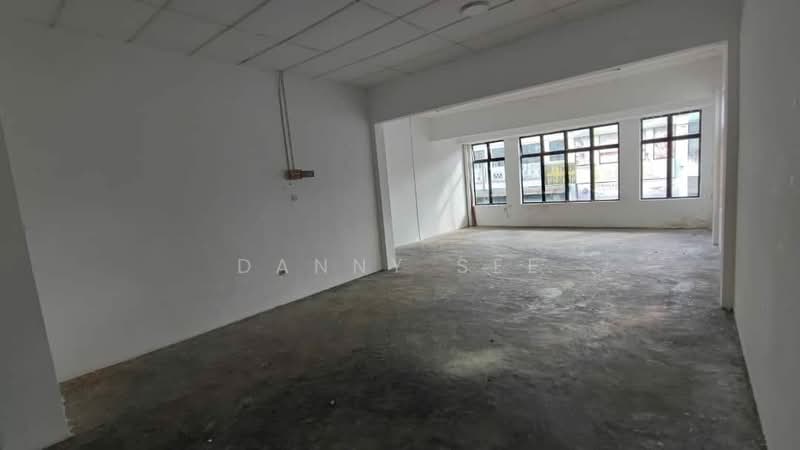Kedai / Pejabat untuk Dijual di Taman Kulai Utama (Kulai) - Danny See - Interior - PropertyGuru.com.my