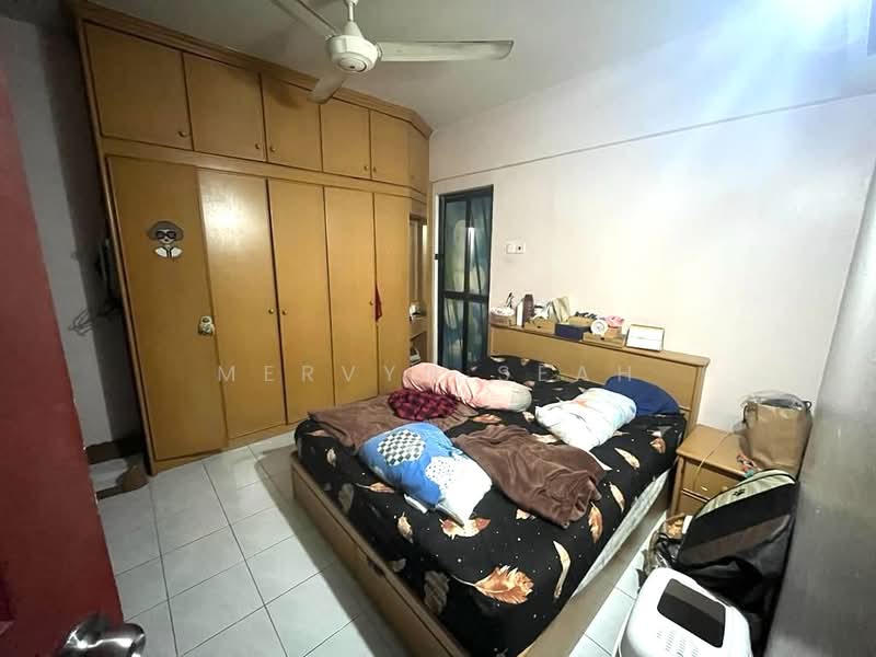 Apartment for Sale at Eastern Court - Mervyn Seah - Bedroom - PropertyGuru.com.my