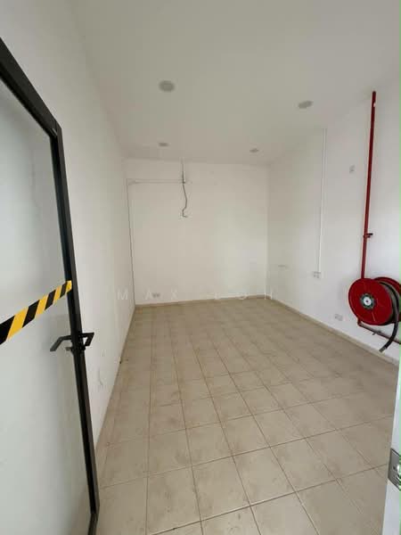 Detached Factory for Rent in Taman Perindustrian Senai (Senai) - Max Loh - Interior - PropertyGuru.com.my