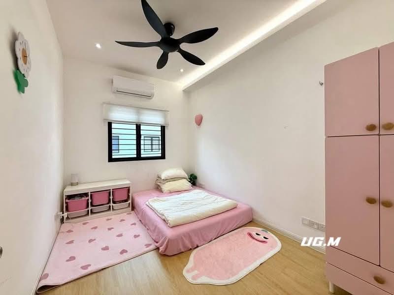 2-storey Terraced House for Sale in Setia Alam (Selangor) - Vivian Koh - Bedroom - PropertyGuru.com.my