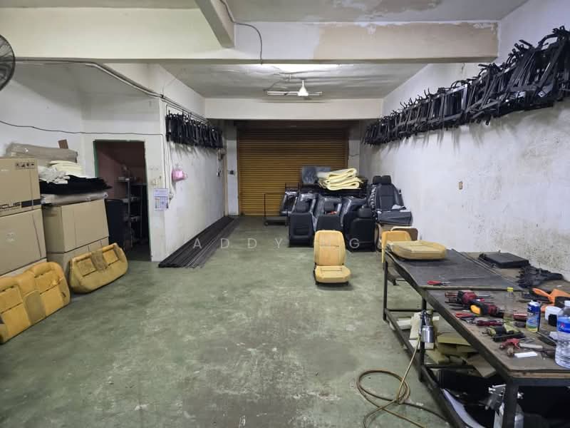Shop / Office for Rent in Taman Rakan Cheras (Cheras) - Addy Ng - Interior - PropertyGuru.com.my
