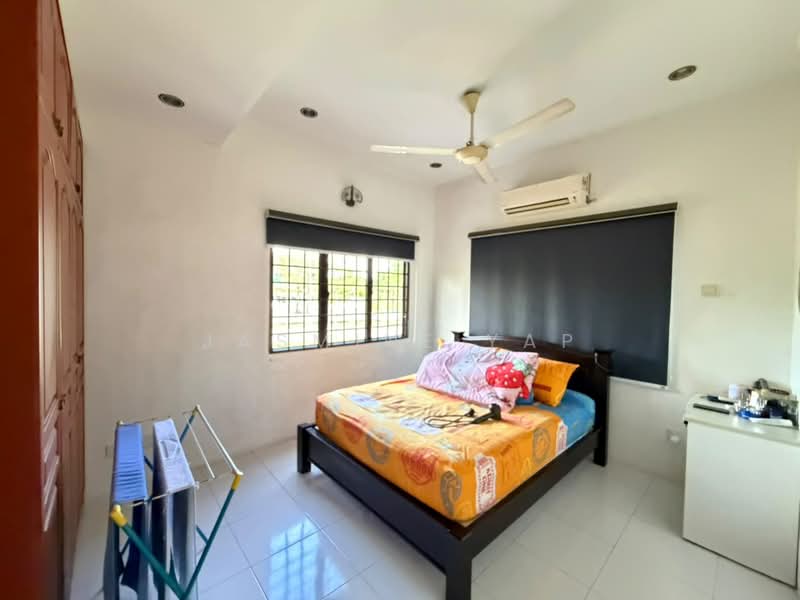 Rumah Teres 2 Tingkat untuk Dijual di Usj 4 (Subang Jaya) - Jasmine Yap - Bedroom - PropertyGuru.com.my