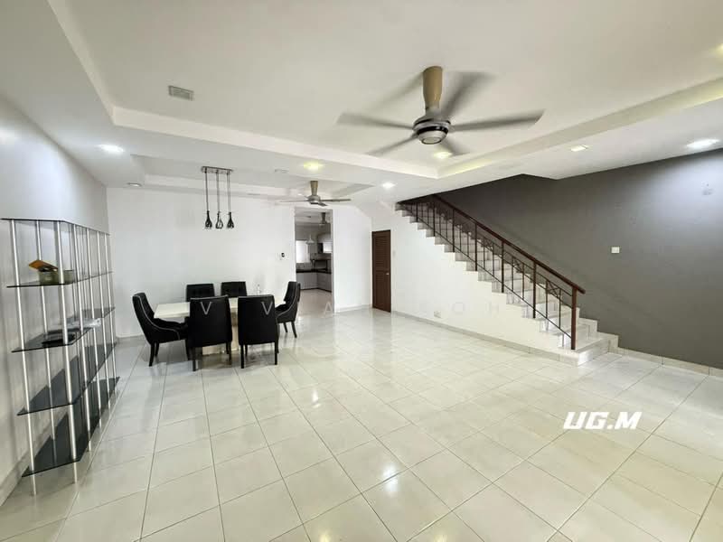 Rumah Teres untuk Dijual di Bandar Puteri Klang (Klang) - Vivian Koh - Living Room - PropertyGuru.com.my