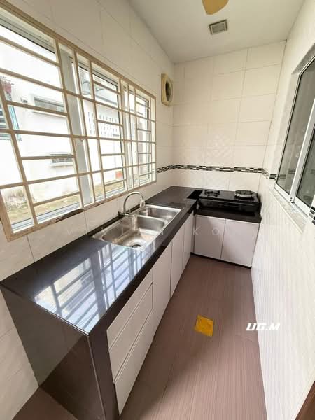 Rumah Teres untuk Dijual di Bandar Puteri Klang (Klang) - Vivian Koh - Kitchen - PropertyGuru.com.my
