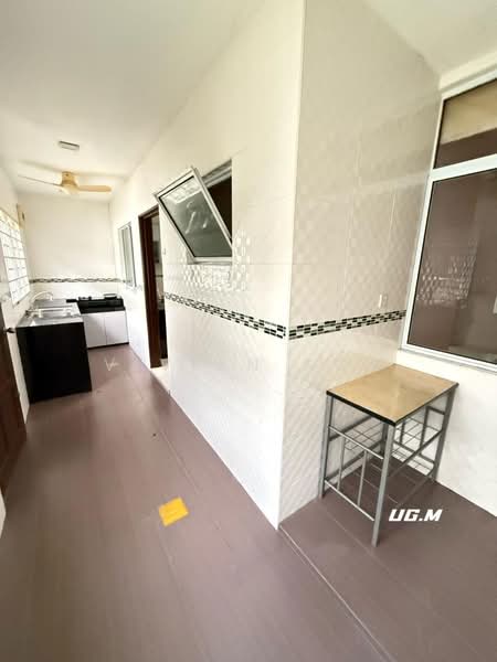 Rumah Teres untuk Dijual di Bandar Puteri Klang (Klang) - Vivian Koh - Kitchen - PropertyGuru.com.my