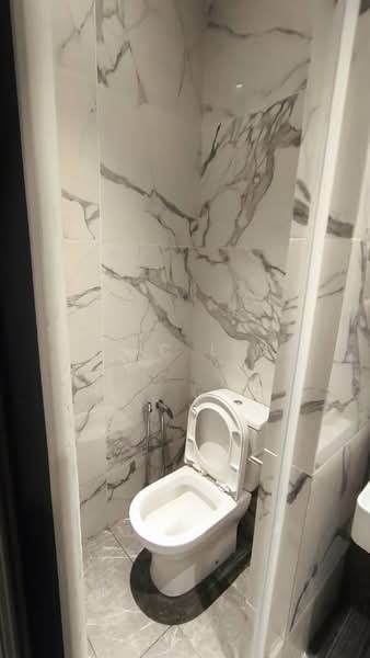 Servis Apartment untuk Disewa di The Grand Subang Jaya SS15 - Eric Lim - Bathroom - PropertyGuru.com.my
