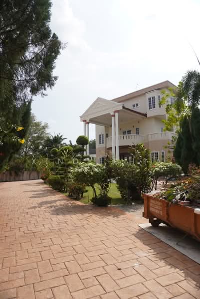 Rumah Banglo untuk Disewa di Country Heights (Kajang) - Xindy Chia - PropertyGuru.com.my