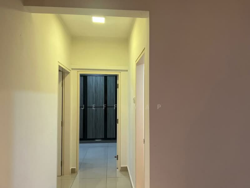 Apartment for Rent at Idaman Residence - Jeff Yap - Corridor - PropertyGuru.com.my
