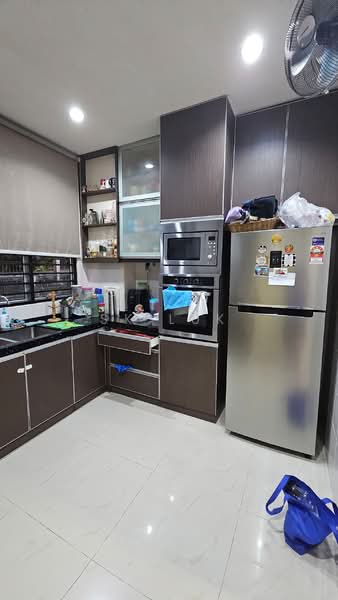 Semi-Detached House for Sale in Kota Emerald (Rawang) - SK Luk - Kitchen - PropertyGuru.com.my