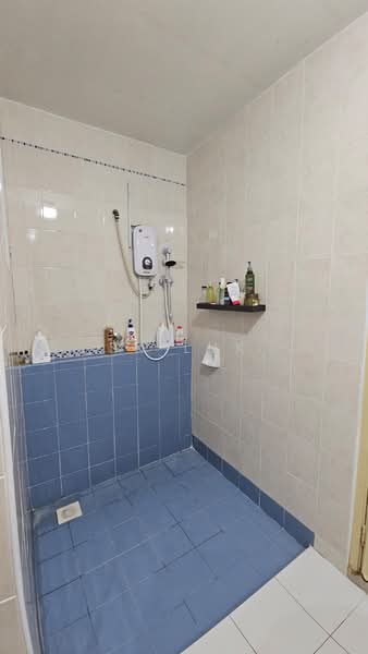 Semi-Detached House for Sale in Kota Emerald (Rawang) - SK Luk - Bathroom - PropertyGuru.com.my