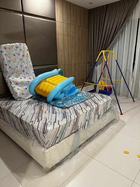 3-storey Terraced House for Sale in Batu Uban (Gelugor) - Mervyn Seah - Bedroom - PropertyGuru.com.my