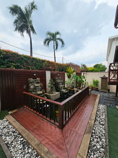 Terraced House for Sale in Bandar Kinrara Seksyen 5 (Bandar Kinrara) - Ronald Loh - Garden - PropertyGuru.com.my