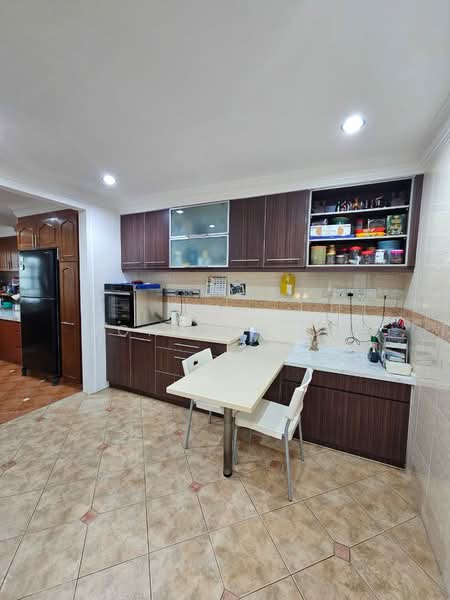 Terraced House for Sale in Bandar Kinrara Seksyen 5 (Bandar Kinrara) - Ronald Loh - Kitchen - PropertyGuru.com.my