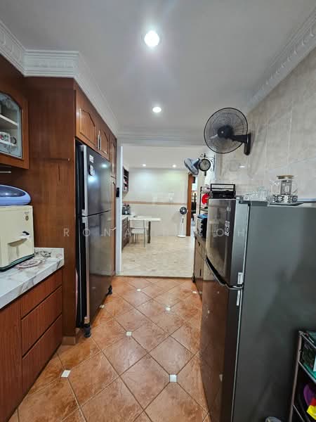 Terraced House for Sale in Bandar Kinrara Seksyen 5 (Bandar Kinrara) - Ronald Loh - Kitchen - PropertyGuru.com.my