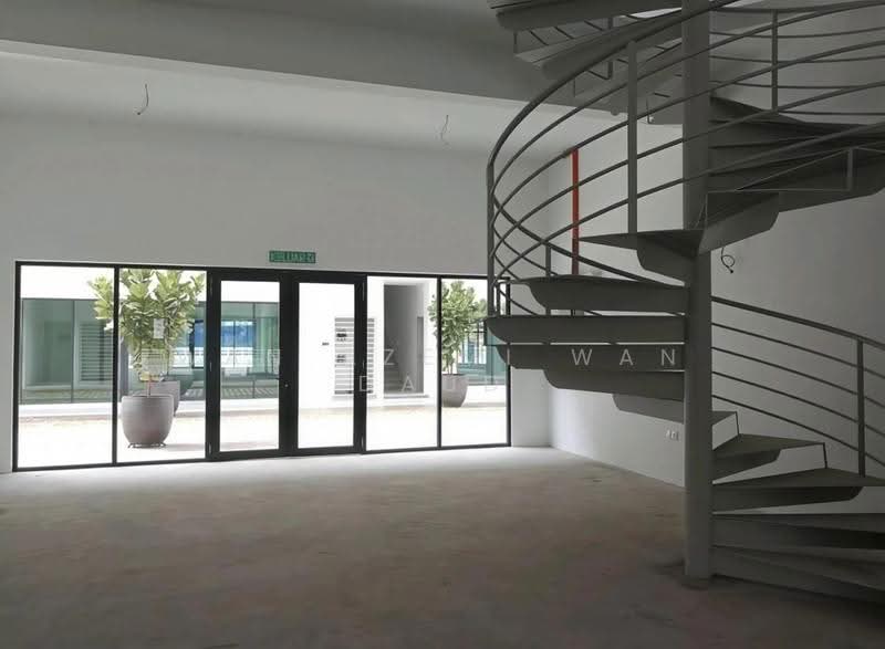 Shop / Office for Sale in Cyberjaya (Selangor) - Wan Azemi Wan Daud - Entrance - PropertyGuru.com.my