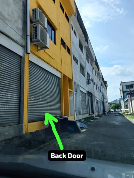 Kedai untuk Dijual di Taman Merdeka (Batu Berendam) - Gigi Wong - PropertyGuru.com.my