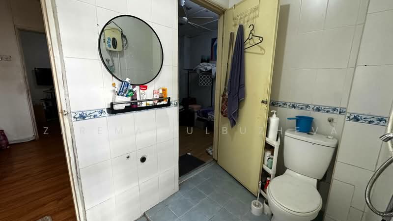 2-storey Terraced House for Sale in Ampang Jaya (Ampang) - Zarema Kulbuzheva - Bathroom - PropertyGuru.com.my