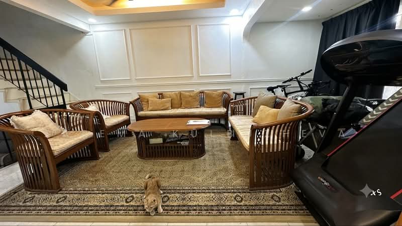 2-storey Terraced House for Sale in Ampang Jaya (Ampang) - Zarema Kulbuzheva - Living Room - PropertyGuru.com.my