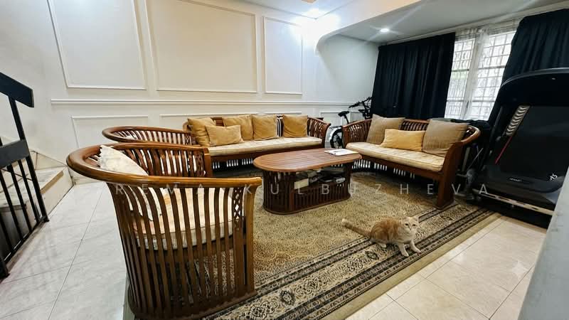 2-storey Terraced House for Sale in Ampang Jaya (Ampang) - Zarema Kulbuzheva - Living Room - PropertyGuru.com.my
